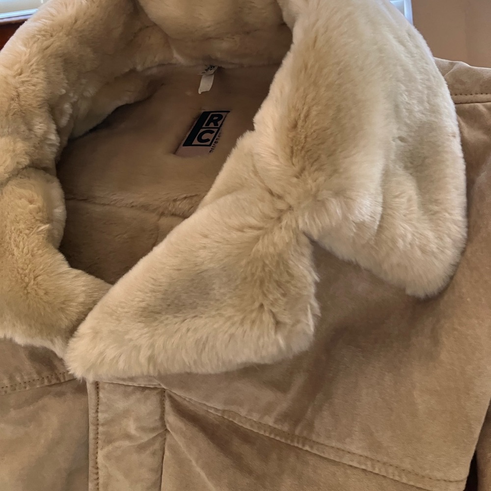 R.C. Expedition mens suede leather jacket. - Picture 2 of 6